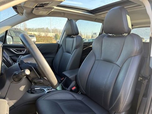 Used 2021 Subaru Forester Touring w/ Popular Package #2 image 8