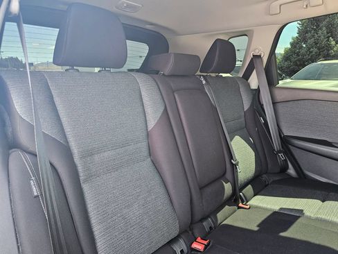 Used 2022 Nissan Rogue SV AWD/4WD image 14