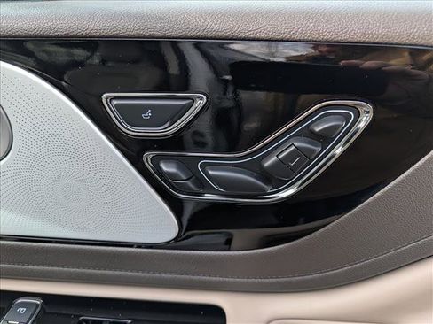 Used 2023 Lincoln Aviator Reserve w/ Equipment Group 201A image 16