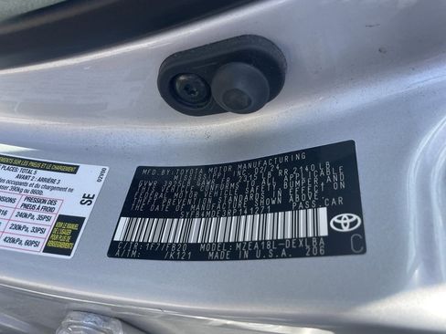 Used 2024 Toyota Corolla LE image 9