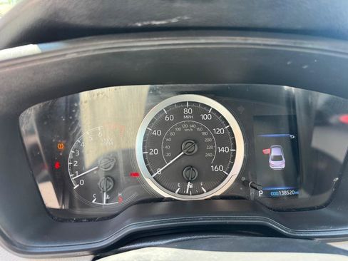 Used 2020 Toyota Corolla LE FWD image 15