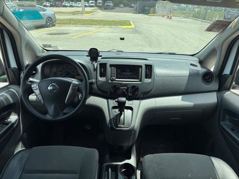 Used 2021 Nissan NV200 S FWD image 23