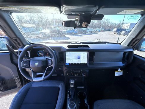 New 2025 Ford Bronco 2-Door image 12