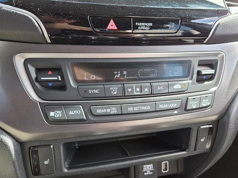 Used 2022 Honda Pilot Special Edition image 32