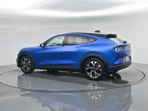 Certified 2025 Ford Mustang Mach-E Select w/ Comfort Package Lite image 7