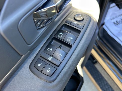 Used 2019 RAM 1500 Big Horn image 18