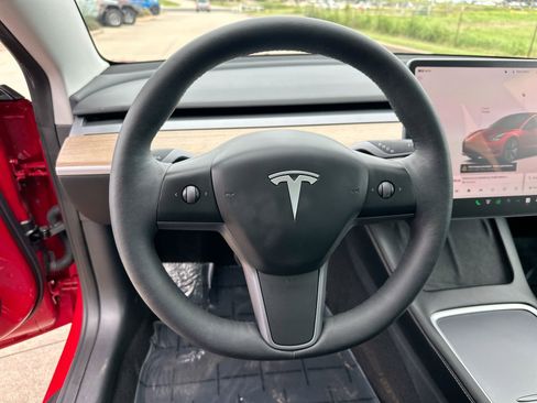 Used 2023 Tesla Model 3 Standard Range RWD image 14