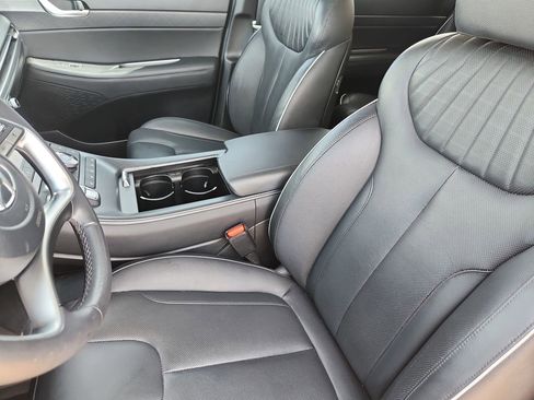 Used 2023 Hyundai Palisade Limited w/ Cargo Package image 16