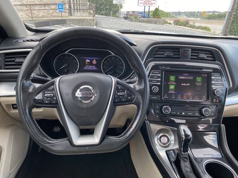 Used 2020 Nissan Maxima 3.5 SV w/ Floor Mat Group FWD image 25