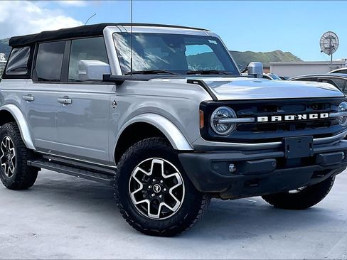 Used 2022 Ford Bronco Outer Banks AWD/4WD image 21