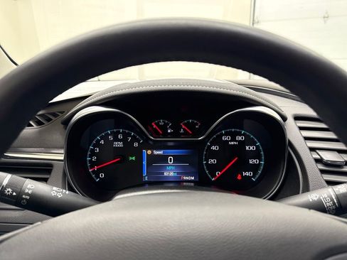 Used 2014 Chevrolet Impala LT w/ Convenience Package image 16