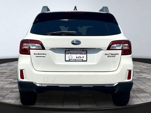 Used 2017 Subaru Outback 2.5i Premium AWD/4WD image 5