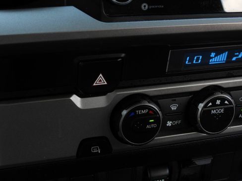 Used 2021 Toyota Tacoma SR5 RWD image 68