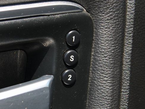 Used 2020 RAM 3500 Laramie image 17