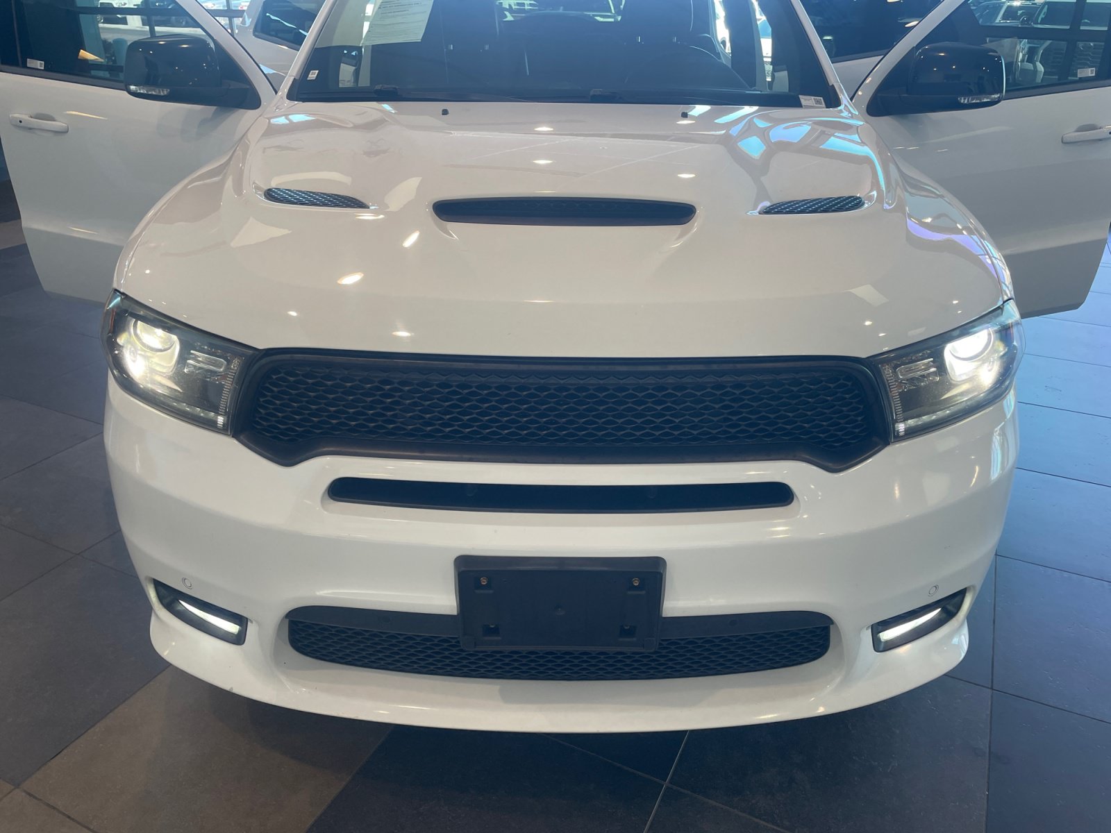 Used 2018 Dodge Durango R/T w/ Blacktop Package RWD image 23