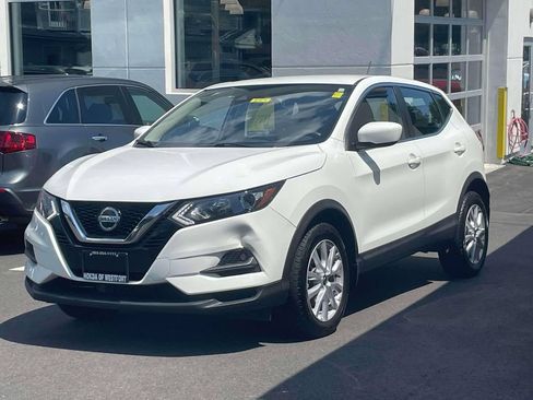 Used 2021 Nissan Rogue Sport S AWD/4WD image 2