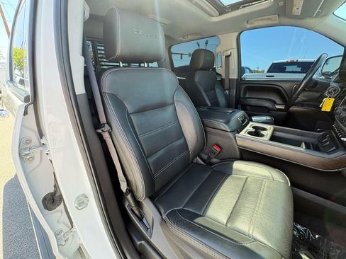 Used 2018 GMC Sierra 1500 Denali w/ Denali Ultimate Package AWD/4WD image 32