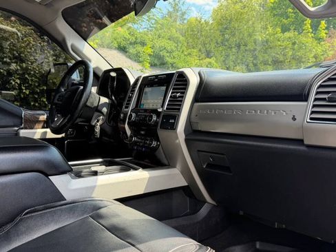 Used 2017 Ford F250 Lariat w/ Chrome Package AWD/4WD image 26