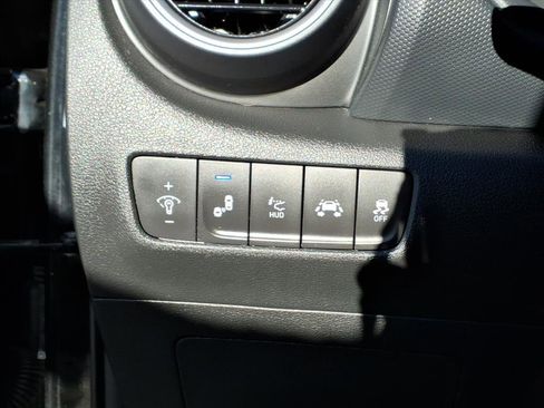 Used 2021 Hyundai Kona Ultimate image 21