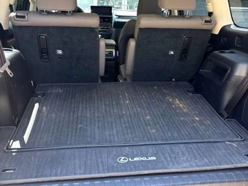 Used 2023 Lexus GX 460 Premium AWD/4WD image 6