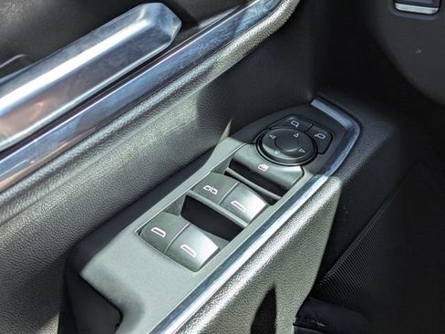 Used 2024 Chevrolet Silverado 2500 LT AWD/4WD image 25