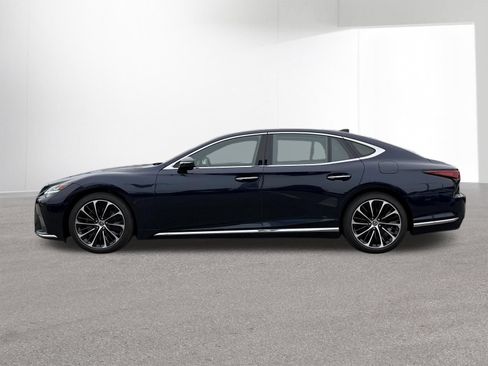 Used 2023 Lexus LS 500 AWD w/ Luxury Package image 2