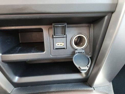 Used 2022 Toyota 4Runner SR5 image 32