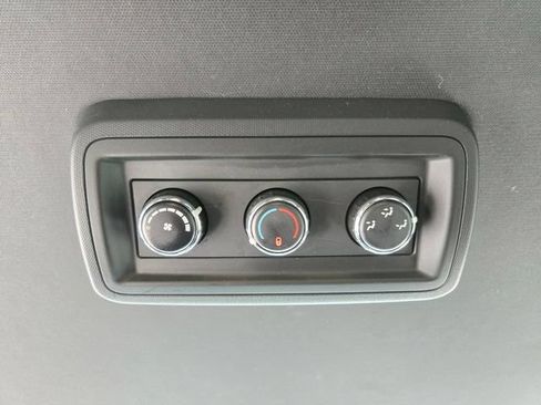 Used 2017 Dodge Grand Caravan SXT FWD image 15