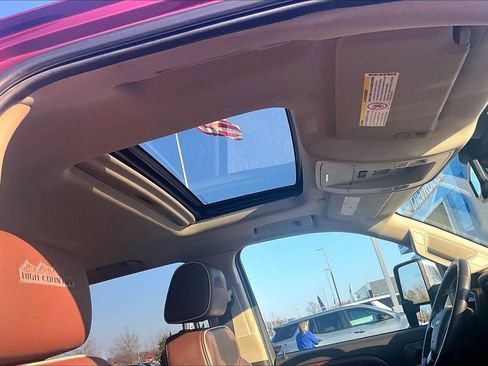 Used 2015 Chevrolet Silverado 2500 High Country w/ Duramax Plus Package image 18