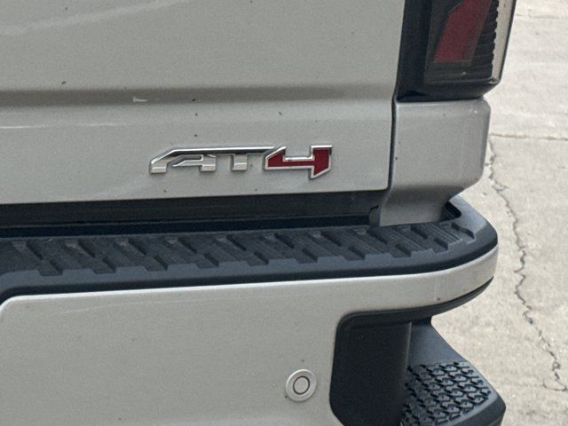 New 2026 GMC Sierra 2500 AT4 w/ AT4 Premium Plus Package AWD/4WD image 9