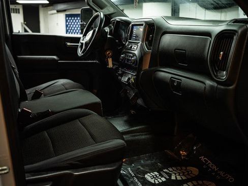 Used 2020 Chevrolet Silverado 2500 W/T w/ WT Convenience Package image 11