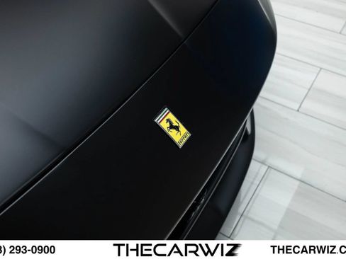 Used 2022 Ferrari Portofino M RWD image 7