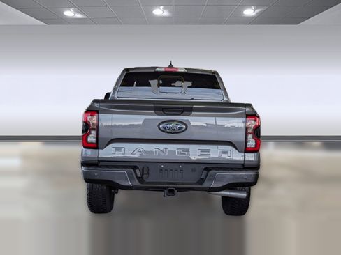 Used 2024 Ford Ranger Lariat w/ Trailer Tow Package image 10