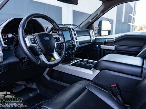 Used 2017 Ford F250 Lariat image 21