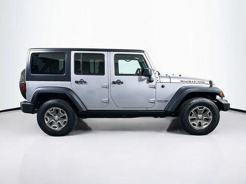 Used 2018 Jeep Wrangler Unlimited Rubicon w/ Cold Weather Group AWD/4WD image 12