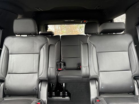 Certified 2022 Chevrolet Tahoe LT w/ Luxury Package AWD/4WD image 41