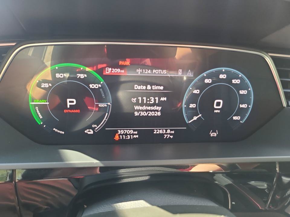 Used 2024 Audi Q8 e-tron Premium AWD/4WD image 11
