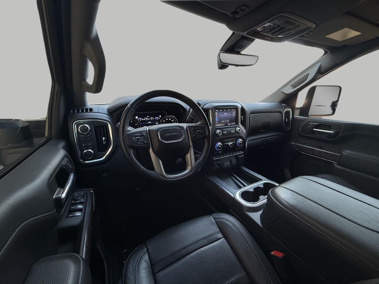 Used 2023 GMC Sierra 3500 Denali w/ Denali Black Diamond Edition AWD/4WD image 23