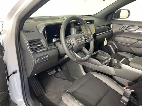 New 2026 GMC Terrain Elevation w/ Elevation Premium Package FWD image 3