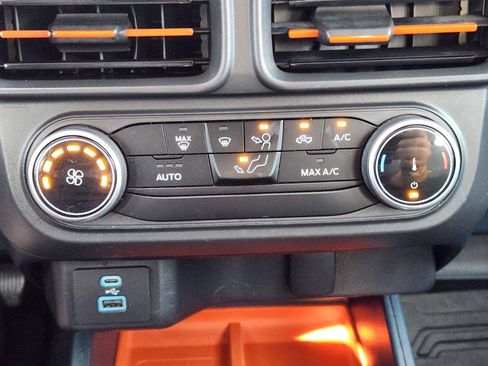 Used 2024 Ford Maverick XLT FWD image 15