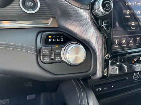 Used 2019 RAM 1500 Limited AWD/4WD image 36