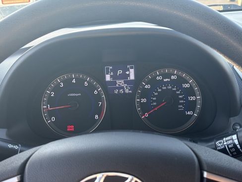 Used 2016 Hyundai Accent SE image 24