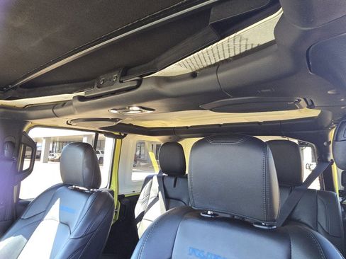 Used 2022 Jeep Wrangler Unlimited Rubicon 4xe w/ Steel Bumper Group image 38