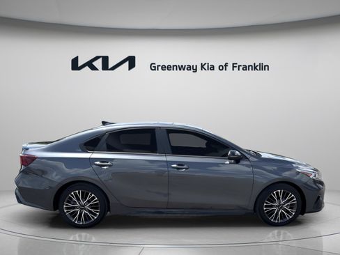 Used 2024 Kia Forte GT-Line w/ GT-Line Premium Package FWD image 8