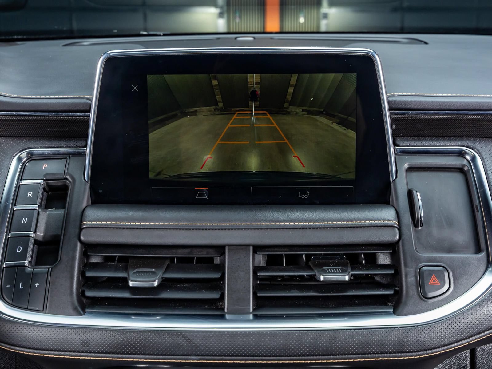 Used 2022 GMC Yukon AT4 AWD/4WD image 22