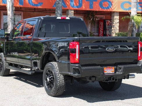 Used 2023 Ford F250 Lariat w/ Black Appearance Package image 6