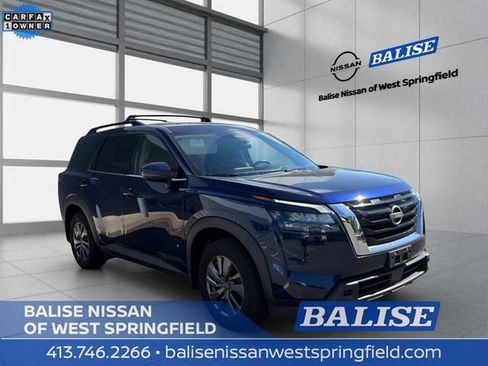 Certified 2023 Nissan Pathfinder SV w/ SV Premium Package AWD/4WD image 1