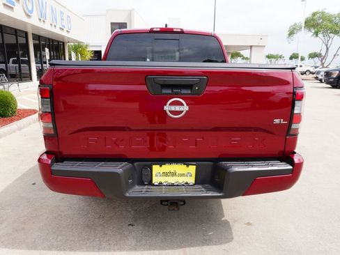 Used 2024 Nissan Frontier SL RWD image 5