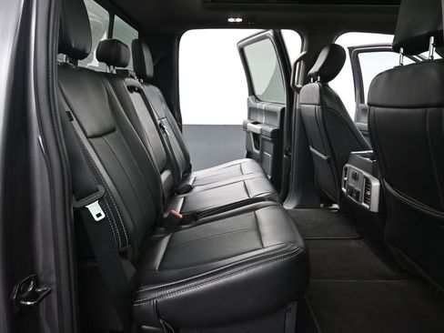 Certified 2021 Ford F250 Lariat w/ Tremor Off-Road Package image 12