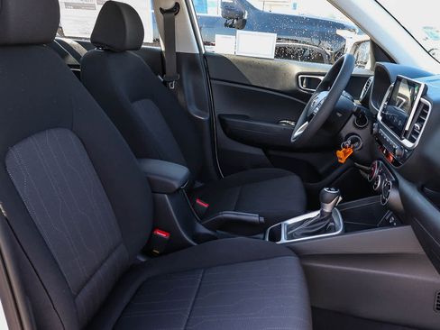 New 2026 Hyundai Venue SE FWD image 27